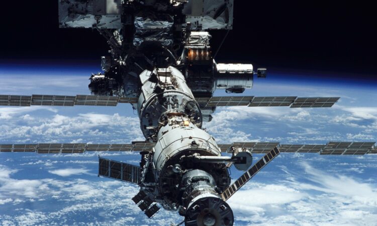 «Άγνωστο» αντικείμενο θα προσεγγίσει τον Διεθνή Διαστημικό Σταθμό
